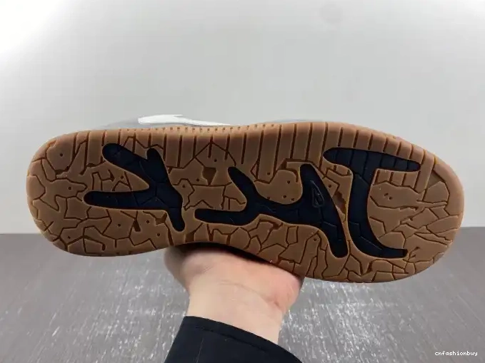 CUT X FZ8117-001 TRAVIS CHECK SCOTT THE JORDAN 0413